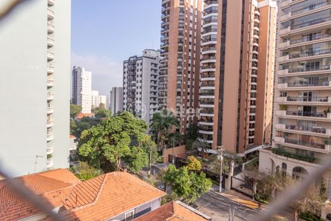 Image 7 - 869902