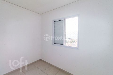 Image 8 - 869905