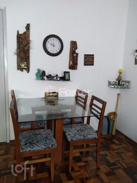 Image 4 - 869906