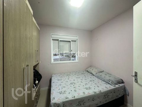 Image 8 - 869909