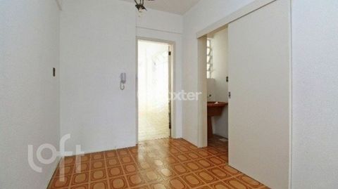Image 7 - 869916
