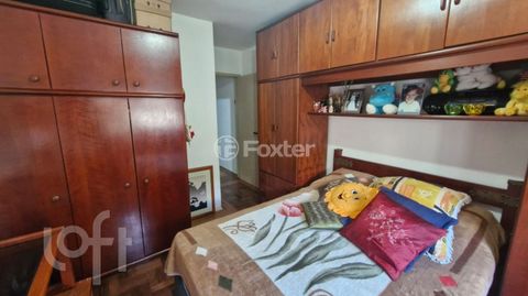Image 8 - 869927