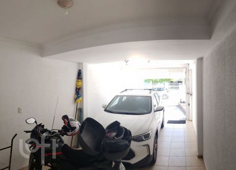 Image 9 - 869942