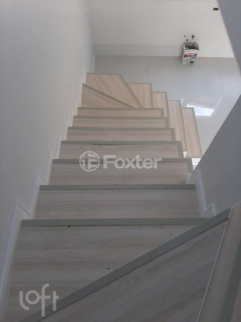 Image 10 - 869972