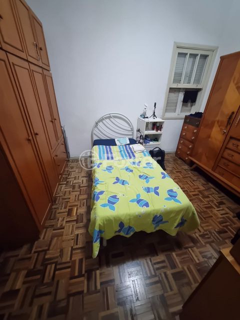 Image 7 - 869973