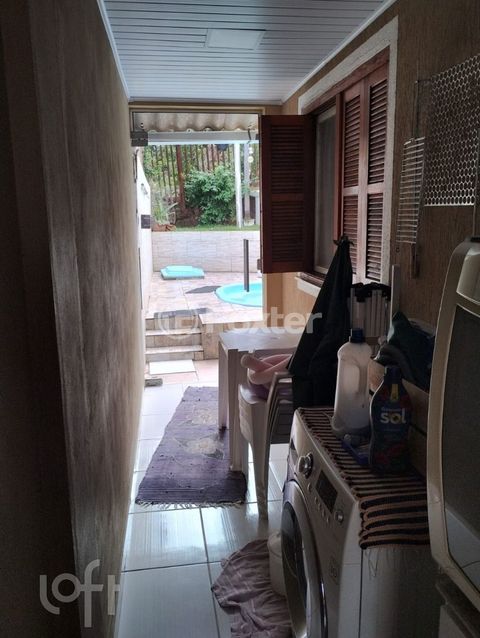 Image 5 - 870005
