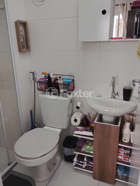 Image 8 - 870013