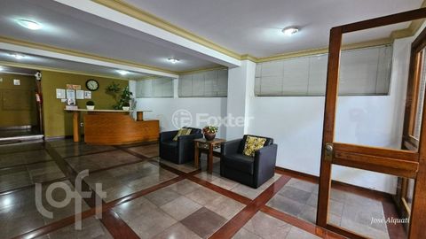 Image 6 - 870031