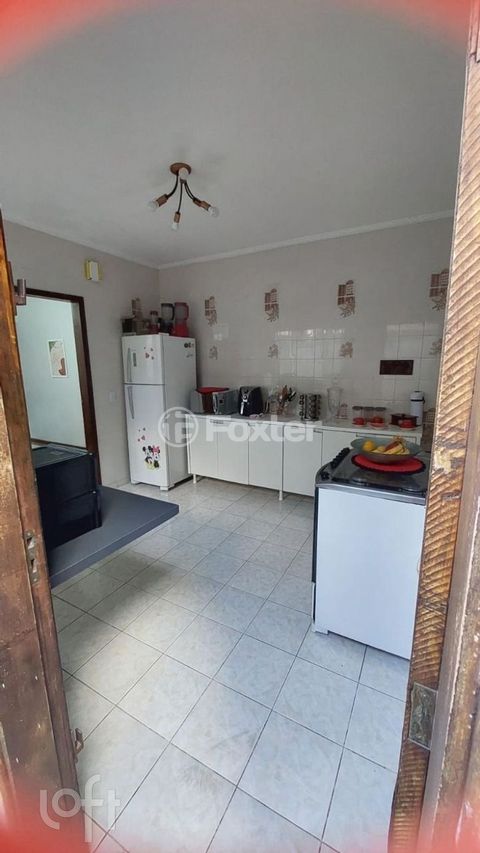Image 5 - 870034