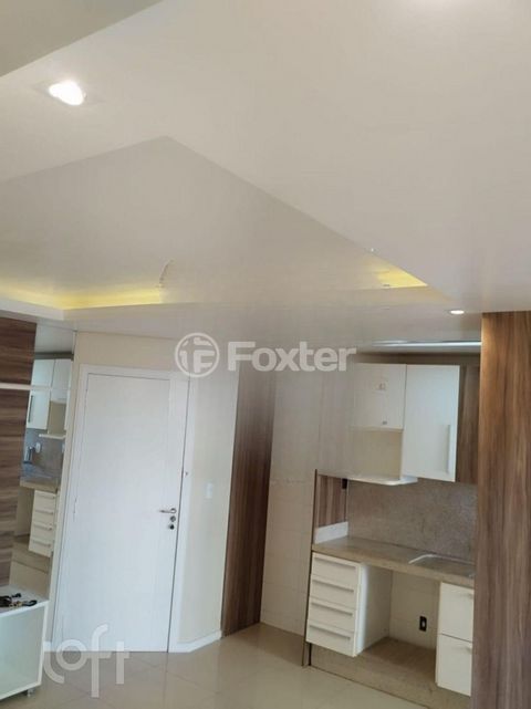Image 4 - 870041