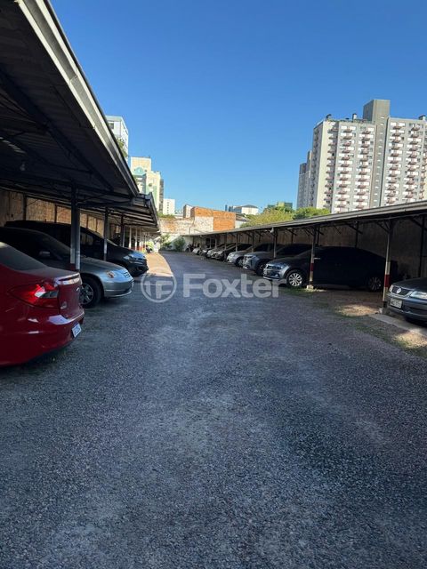 Image 1 - 870043