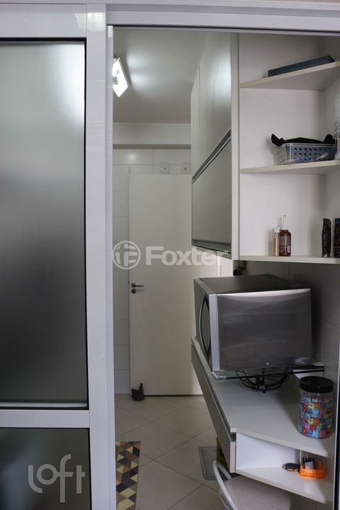 Image 8 - 870067
