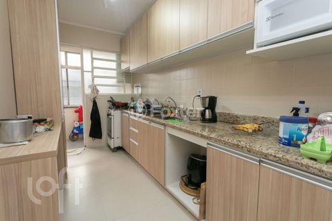 Image 9 - 870093
