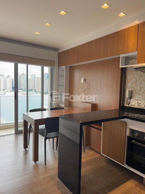 Image 7 - 870097