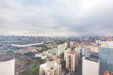 Image 15 - 870117