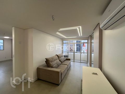 Image 1 - 870131