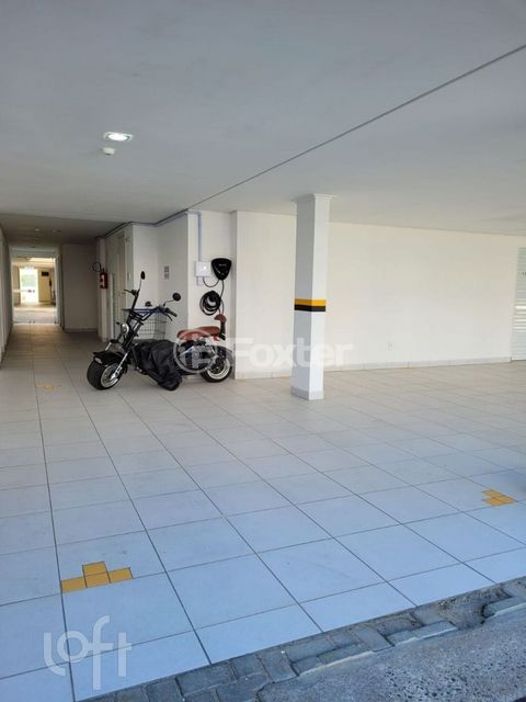 Image 6 - 870133