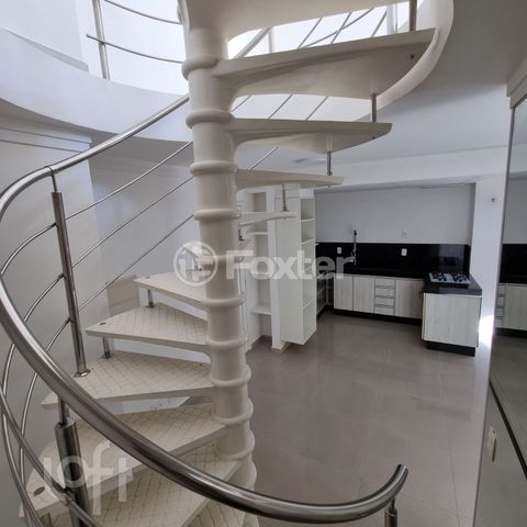 Image 9 - 870141
