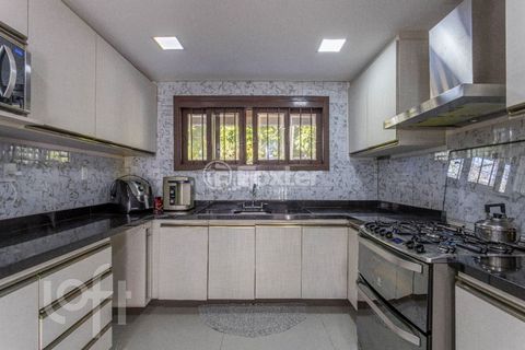 Image 4 - 870147