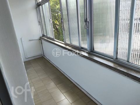 Image 9 - 870162