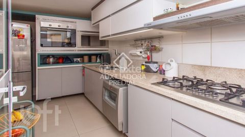 Image 6 - 870184