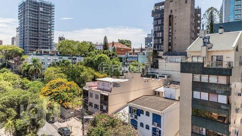 Image 19 - 870195
