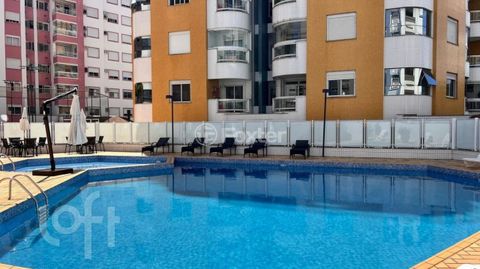 Image 9 - 870215