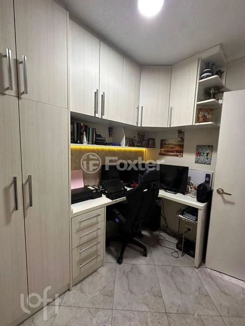 Image 5 - 870233