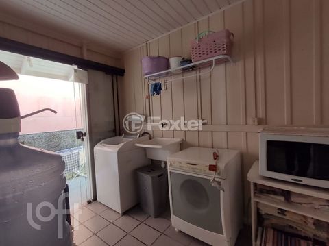 Image 7 - 870242