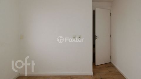 Image 19 - 870252