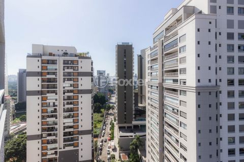 Image 6 - 870253