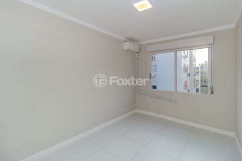 Image 7 - 870278