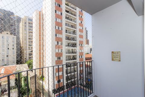 Image 3 - 870295