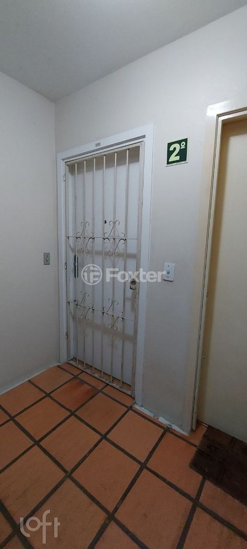 Image 7 - 870331