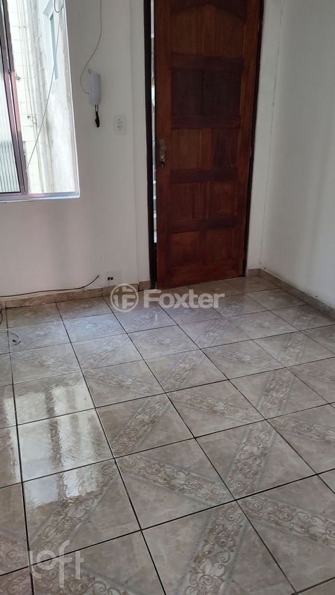 Image 7 - 870335