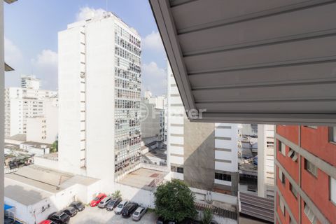 Image 9 - 870339