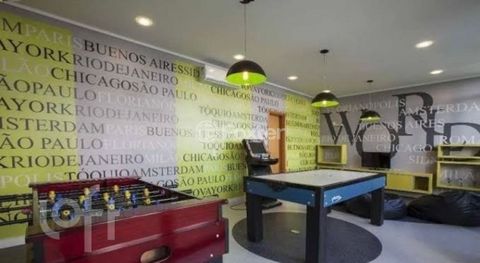 Image 8 - 870340