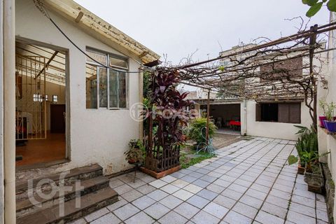 Image 19 - 870341