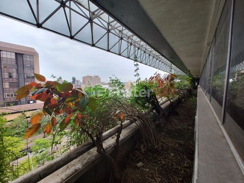 Image 8 - 870381