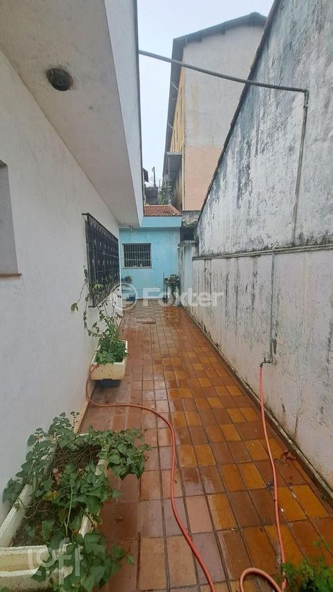 Image 5 - 870393