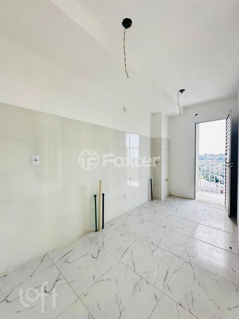 Image 7 - 870428