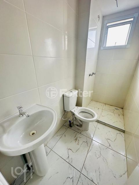 Image 7 - 870429