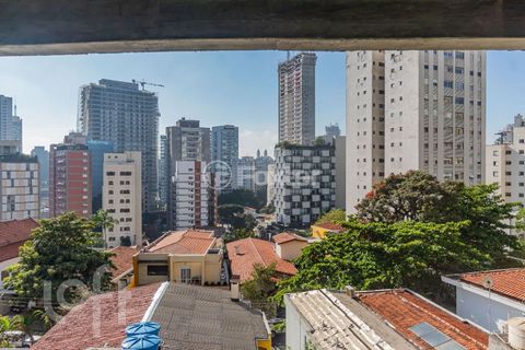 Image 10 - 870443
