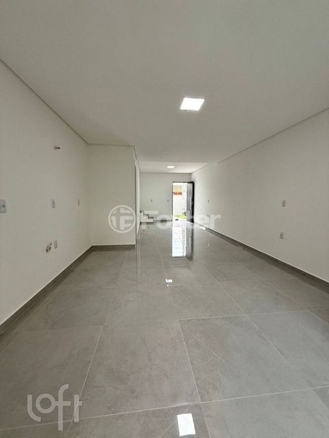 Image 16 - 870483
