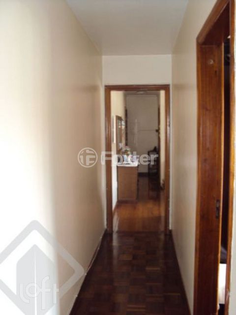 Image 8 - 870488