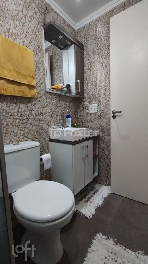 Image 19 - 870505