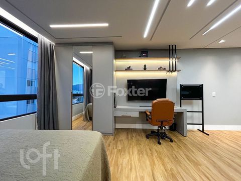 Image 2 - 870517