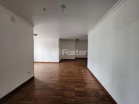 Image 7 - 870536
