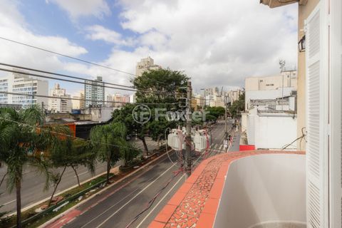 Image 17 - 870547