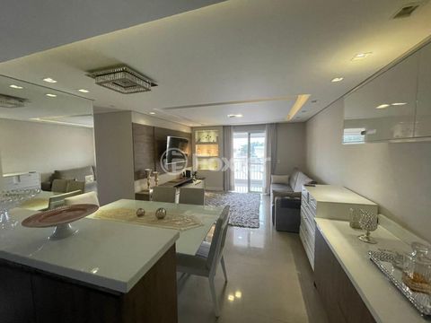 Image 7 - 870548